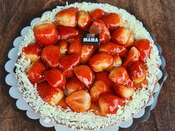 3/4 aardbeien vlaai